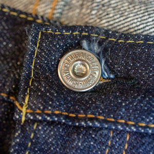 Samurai S510XX21ozII 21oz Cho-Kiwami Selvedge Regular Straight - top button detail