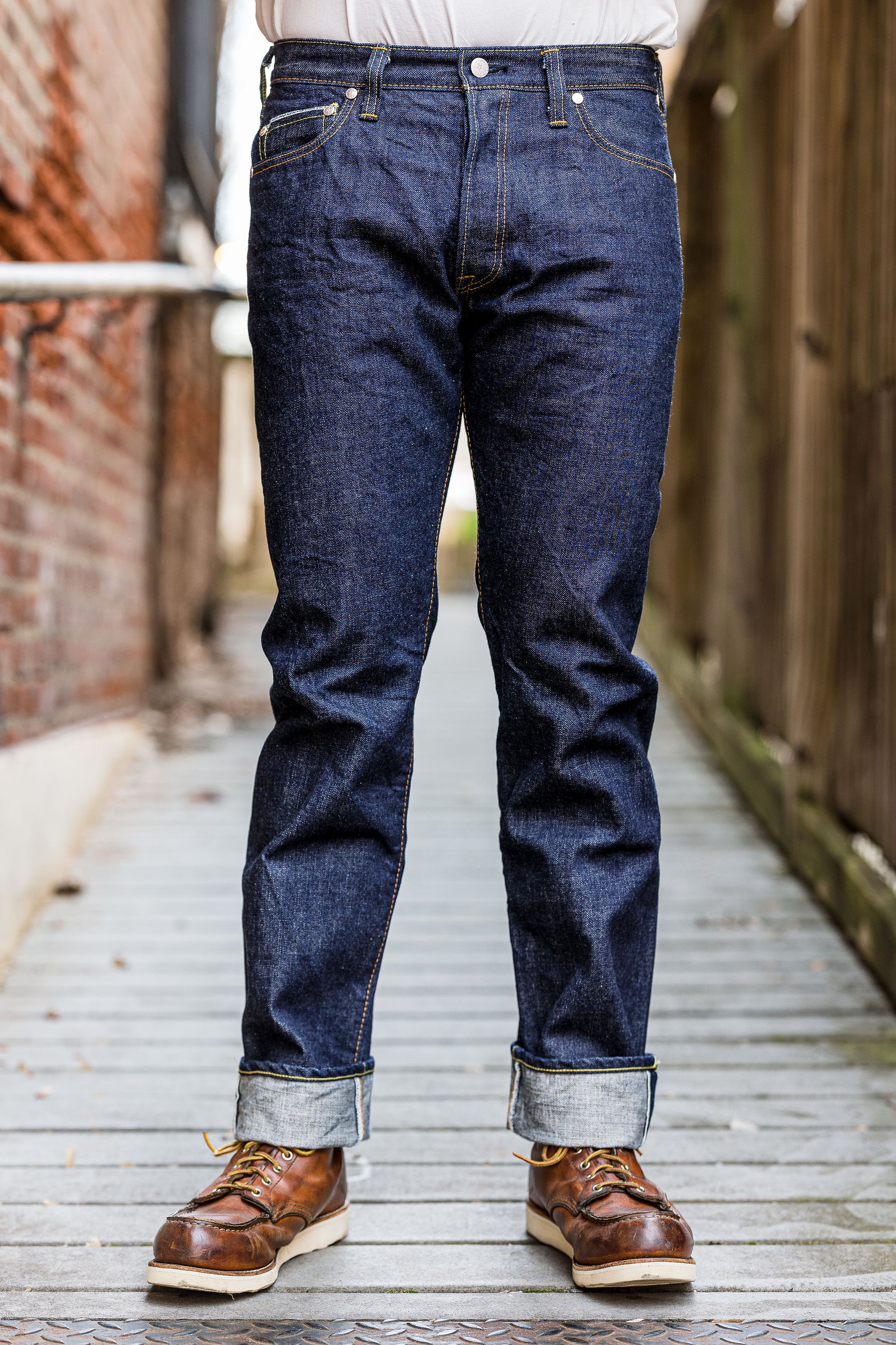 Samurai S004JP 15oz Yamato Series Slim Tapered - model front