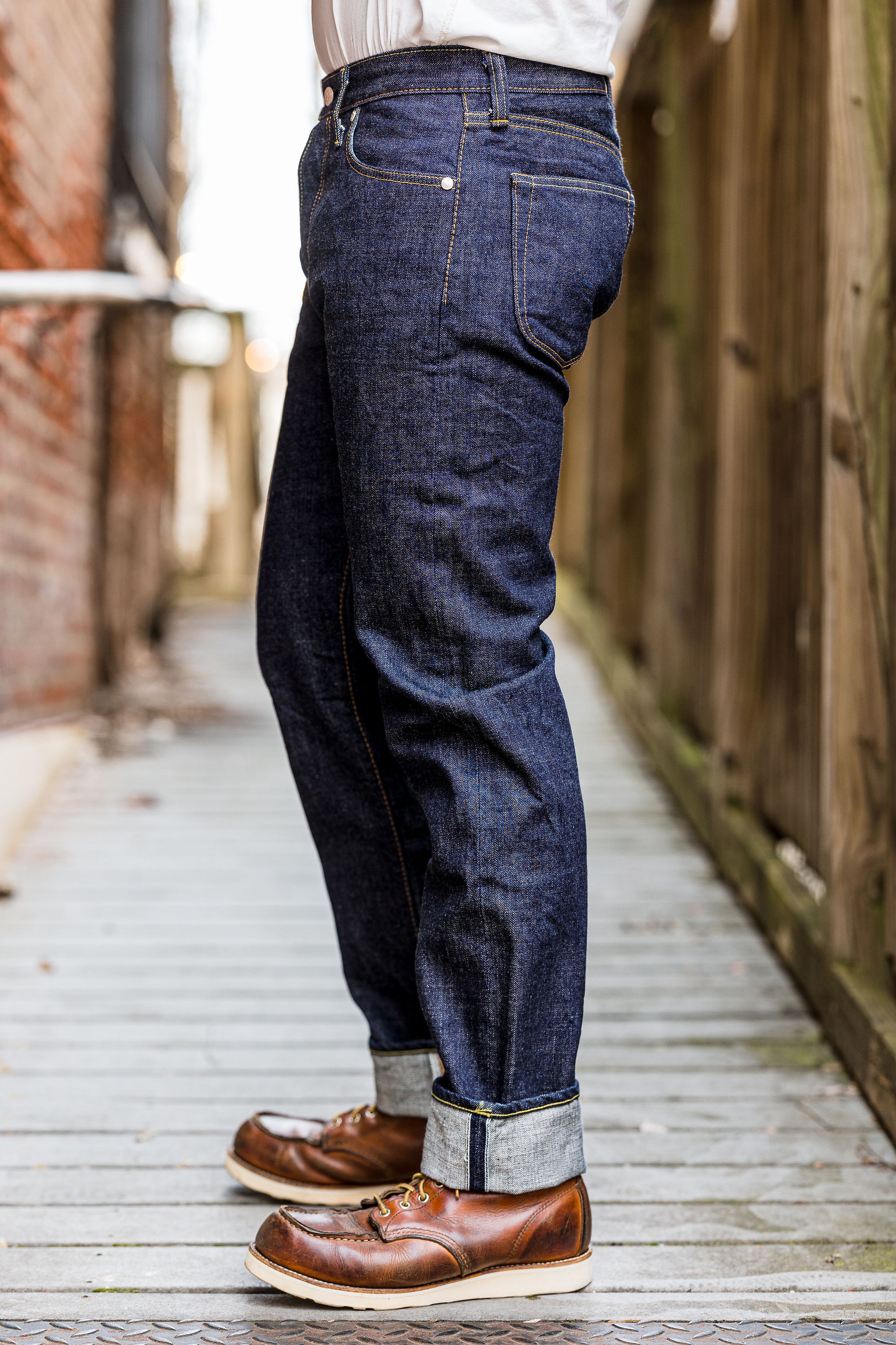 Samurai S004JP 15oz Yamato Series Slim Tapered - model side