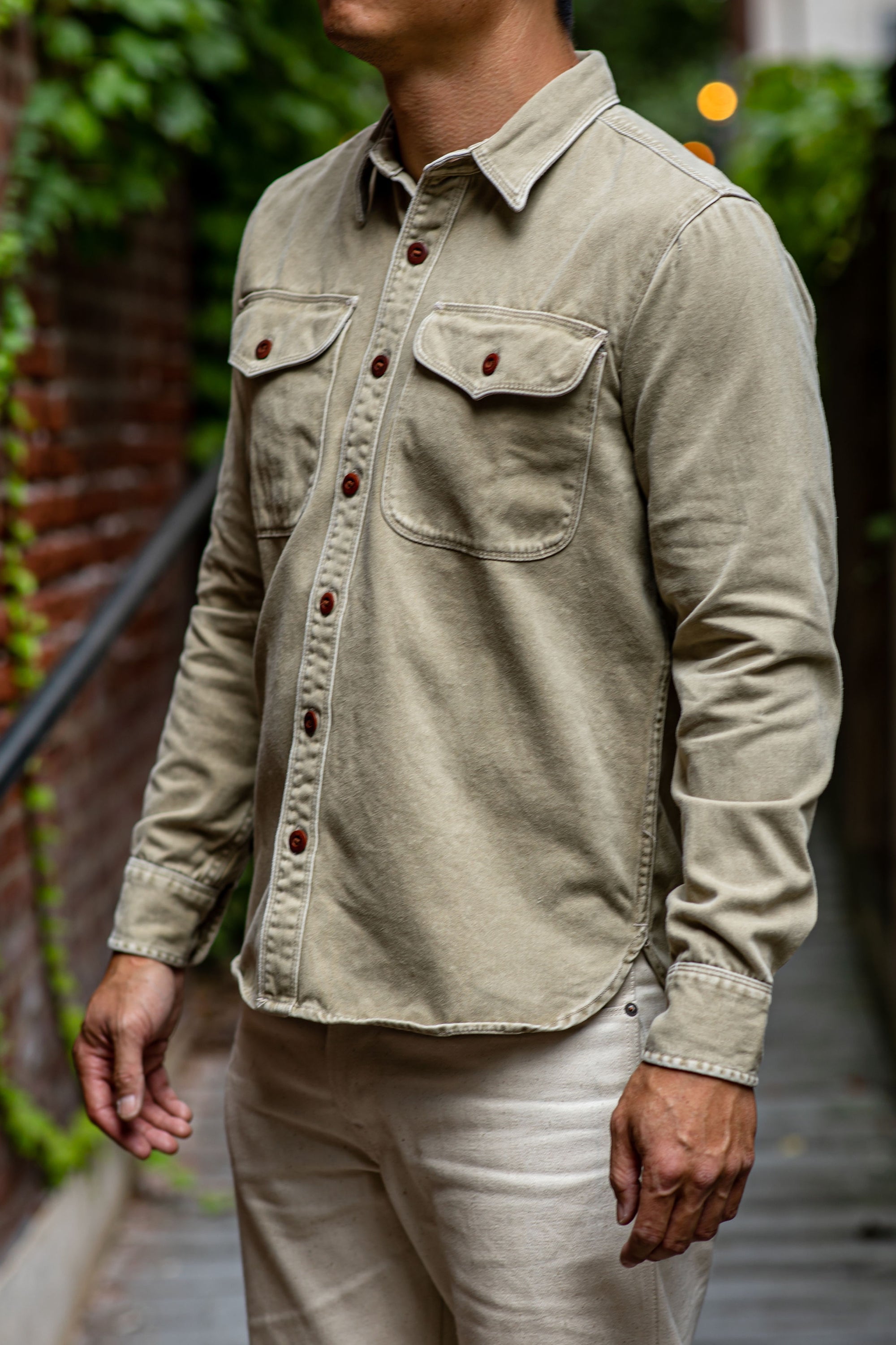 Freenote Cloth Utility - Khaki Red Buttons