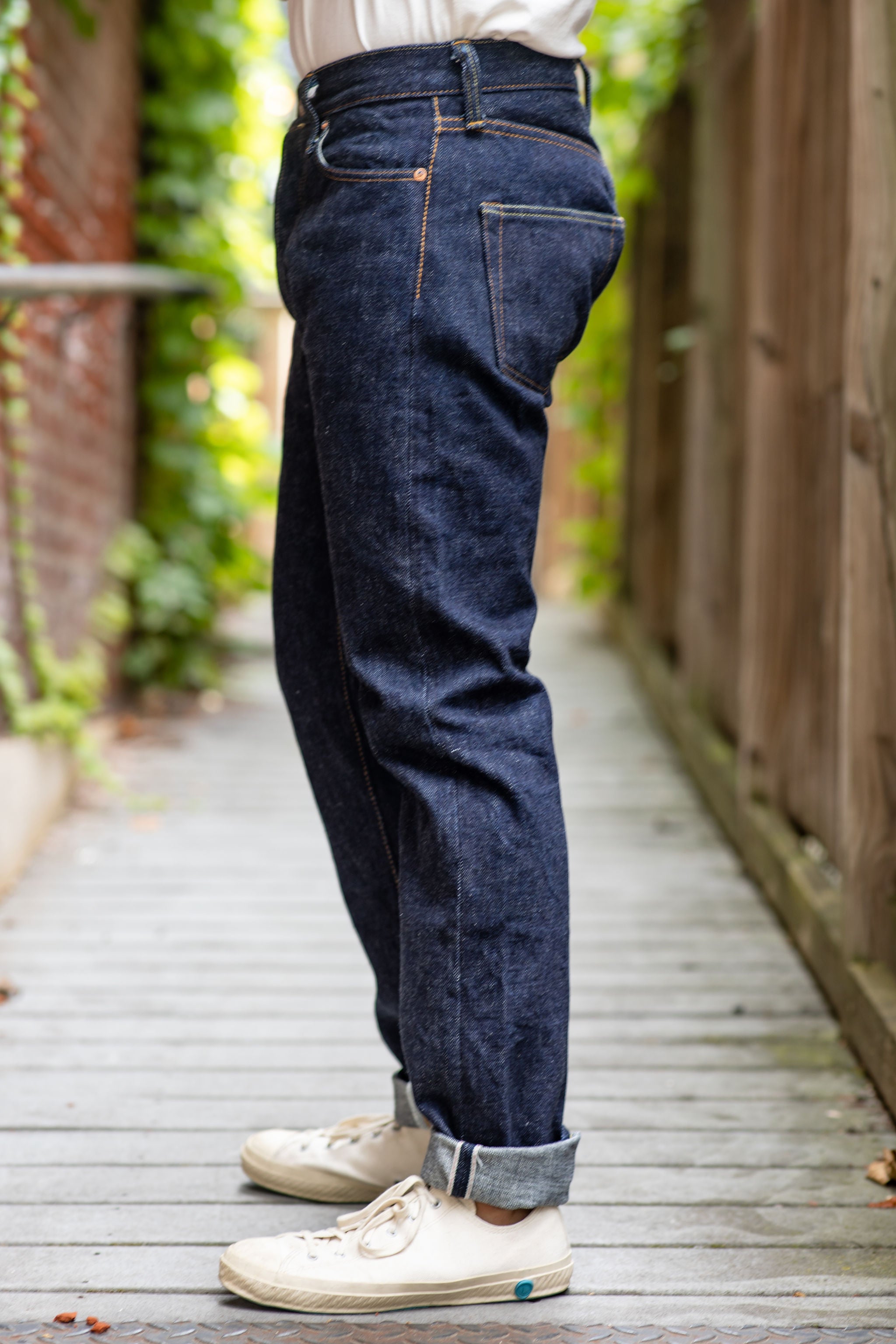 Samurai S520XX21oz 21oz Cho-Kiwami Selvedge Regular Taper - model side