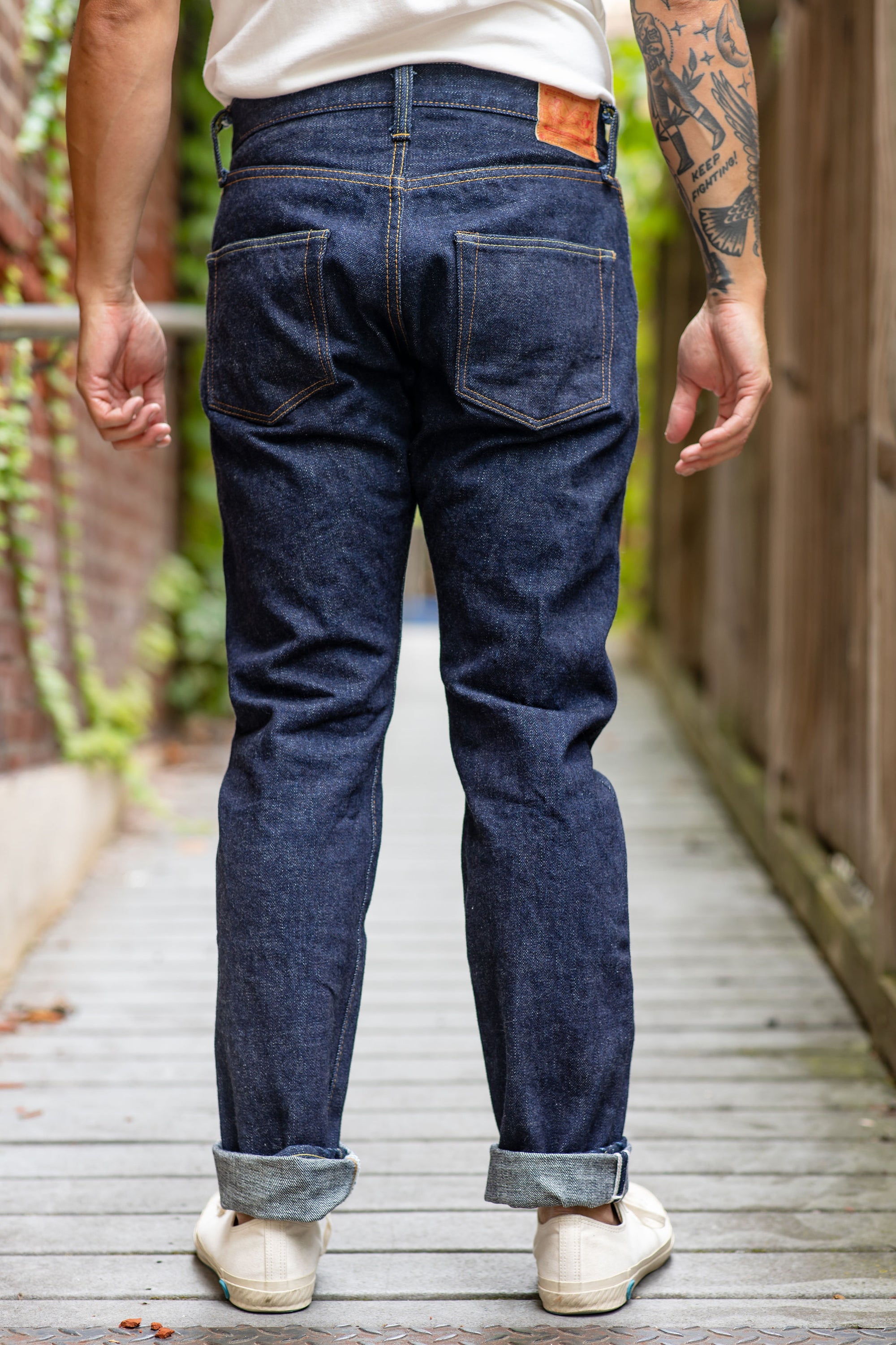 Samurai S520XX21oz 21oz Cho-Kiwami Selvedge Regular Taper - model back