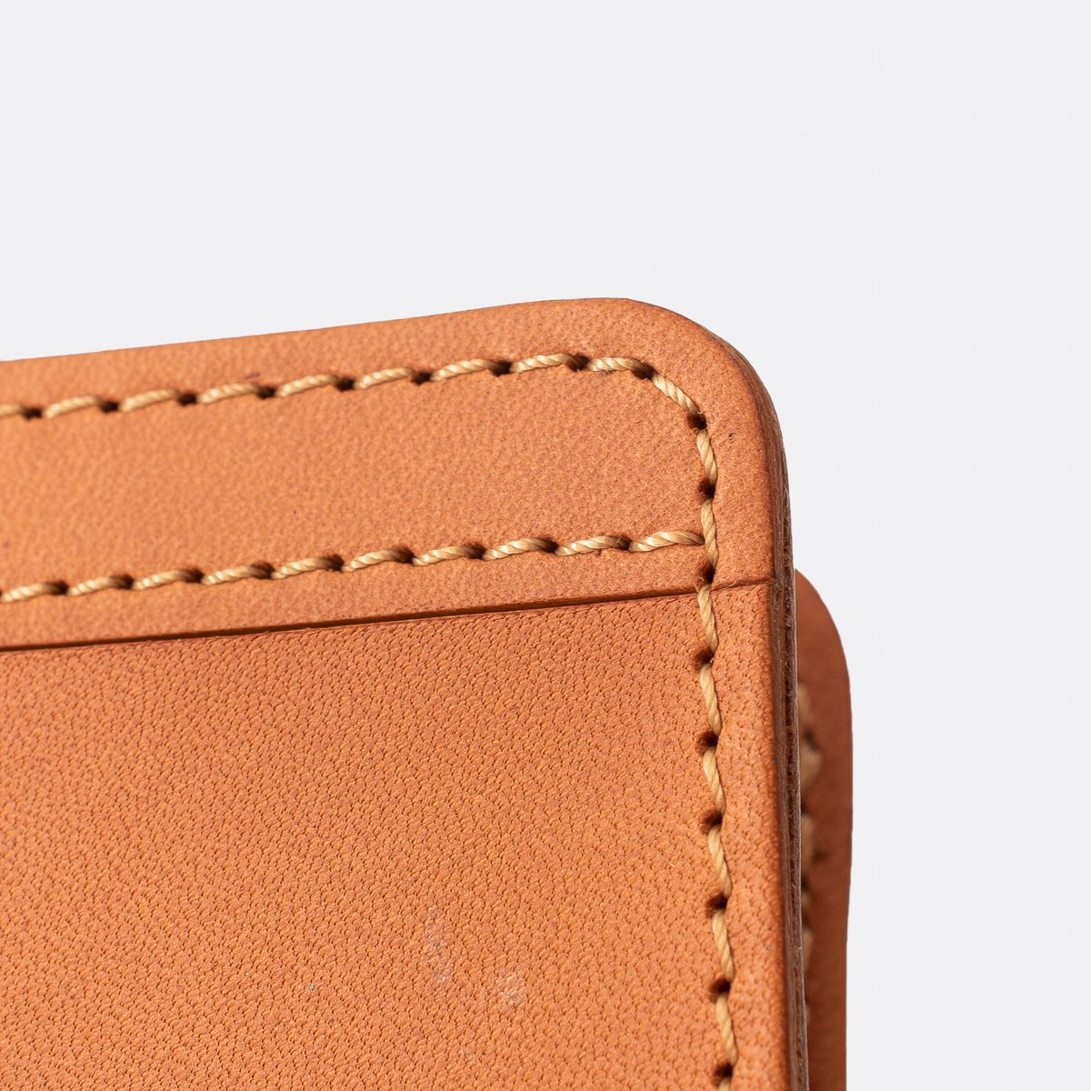 Obbi Good Label Condor Bifold Wallet with Outer Bill Slot - Tan